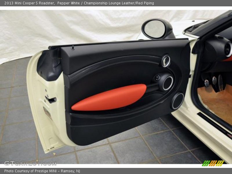 Pepper White / Championship Lounge Leather/Red Piping 2013 Mini Cooper S Roadster