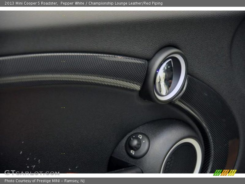 Pepper White / Championship Lounge Leather/Red Piping 2013 Mini Cooper S Roadster