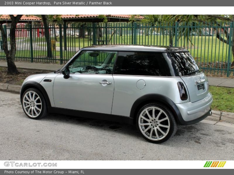 Pure Silver Metallic / Panther Black 2003 Mini Cooper Hardtop