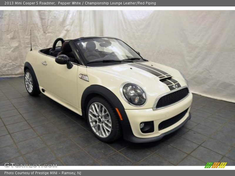 Pepper White / Championship Lounge Leather/Red Piping 2013 Mini Cooper S Roadster
