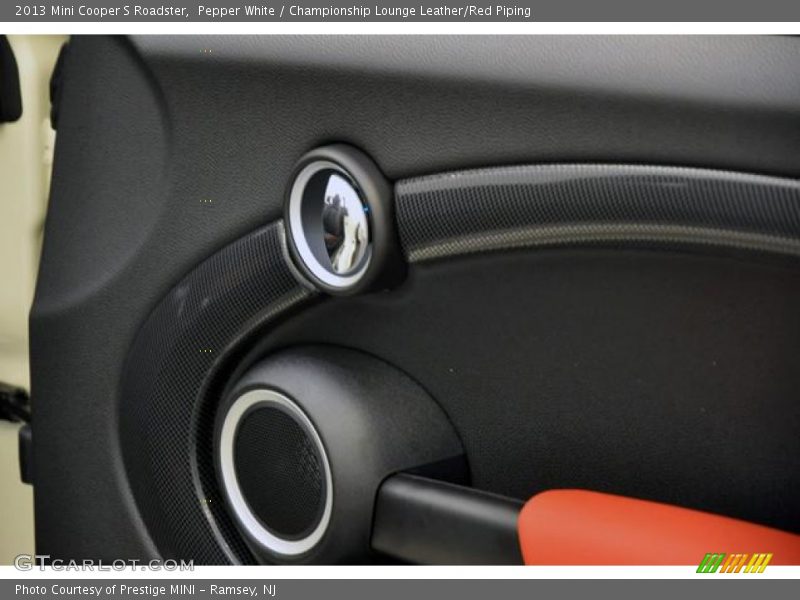 Pepper White / Championship Lounge Leather/Red Piping 2013 Mini Cooper S Roadster