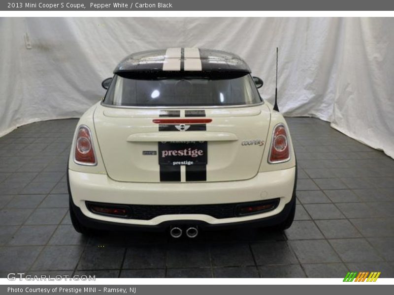 Pepper White / Carbon Black 2013 Mini Cooper S Coupe