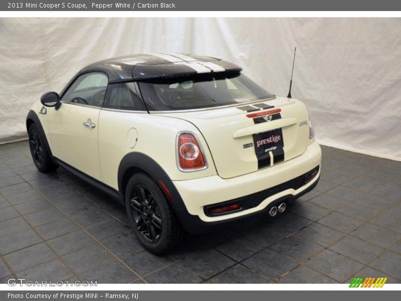 Pepper White / Carbon Black 2013 Mini Cooper S Coupe