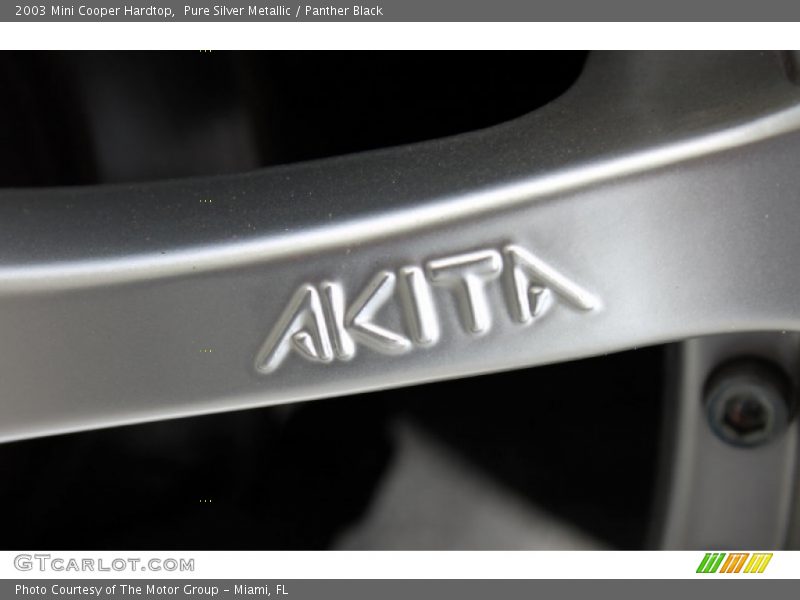 Pure Silver Metallic / Panther Black 2003 Mini Cooper Hardtop