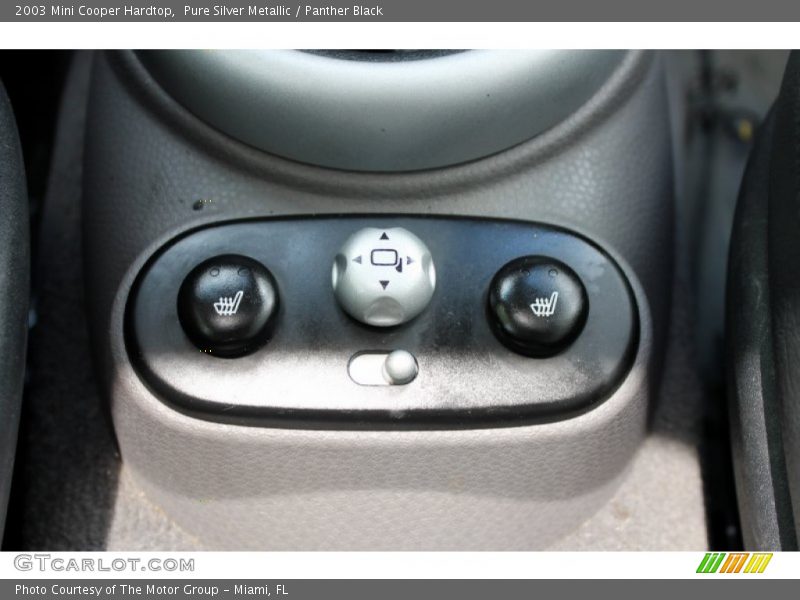 Pure Silver Metallic / Panther Black 2003 Mini Cooper Hardtop
