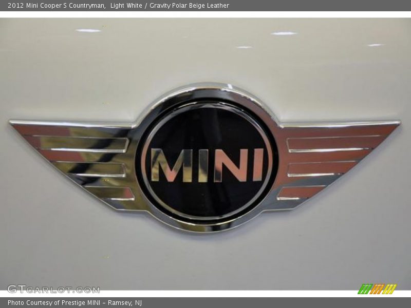 Light White / Gravity Polar Beige Leather 2012 Mini Cooper S Countryman