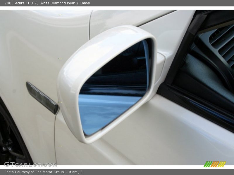 White Diamond Pearl / Camel 2005 Acura TL 3.2