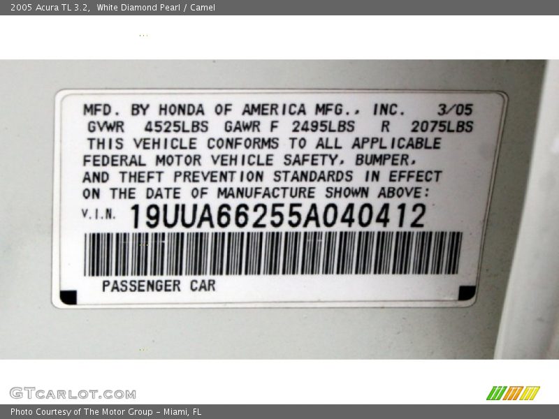 White Diamond Pearl / Camel 2005 Acura TL 3.2