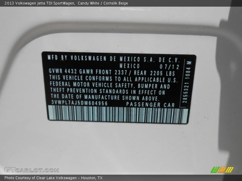 Candy White / Cornsilk Beige 2013 Volkswagen Jetta TDI SportWagen