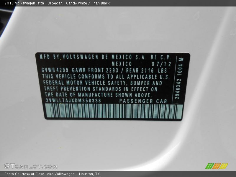 Candy White / Titan Black 2013 Volkswagen Jetta TDI Sedan