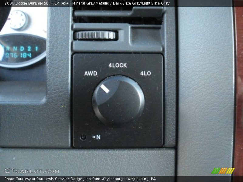 Mineral Gray Metallic / Dark Slate Gray/Light Slate Gray 2006 Dodge Durango SLT HEMI 4x4