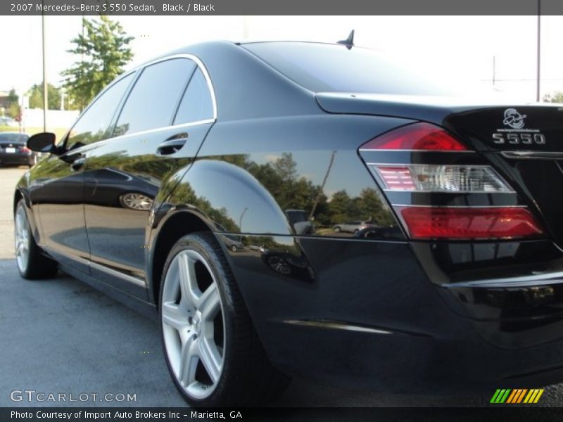 Black / Black 2007 Mercedes-Benz S 550 Sedan