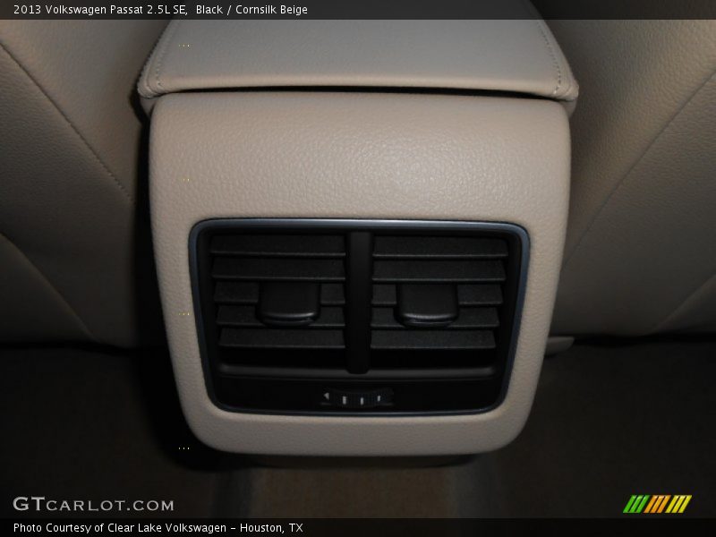 Black / Cornsilk Beige 2013 Volkswagen Passat 2.5L SE