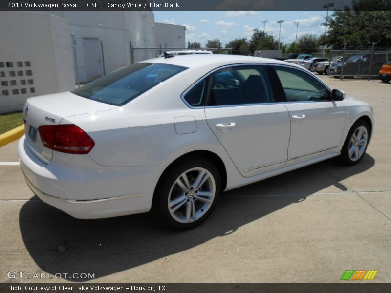 Candy White / Titan Black 2013 Volkswagen Passat TDI SEL