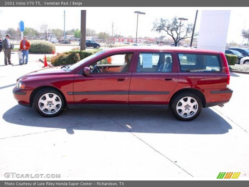 Venetian Red / Beige 2001 Volvo V70 T5