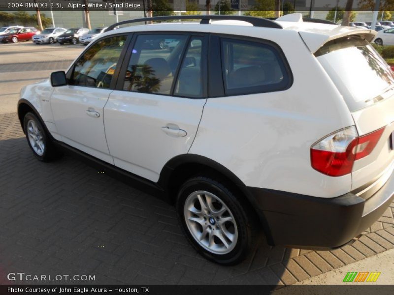 Alpine White / Sand Beige 2004 BMW X3 2.5i