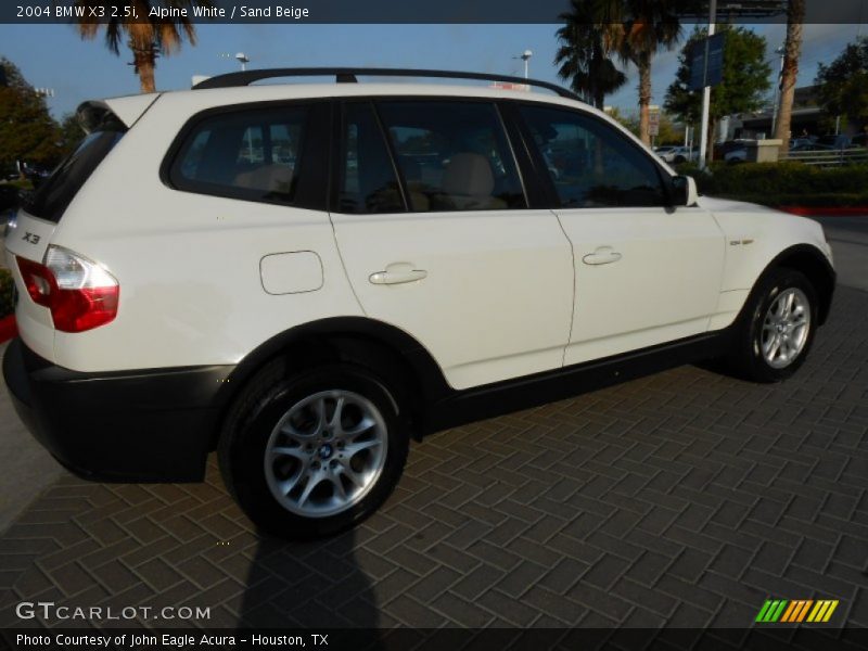 Alpine White / Sand Beige 2004 BMW X3 2.5i