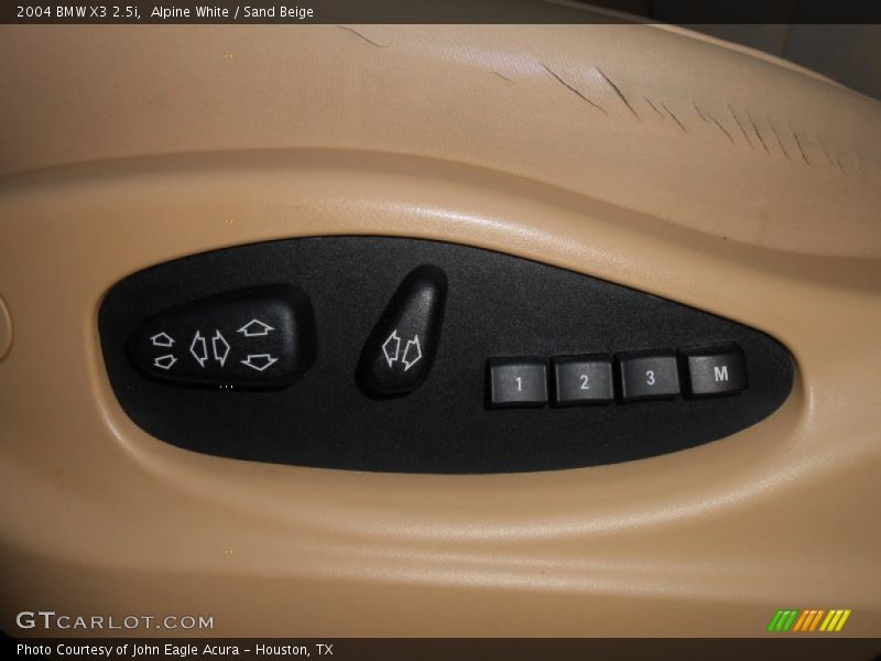 Alpine White / Sand Beige 2004 BMW X3 2.5i