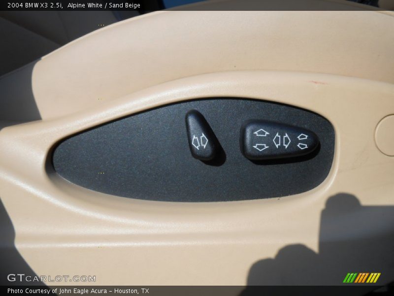Alpine White / Sand Beige 2004 BMW X3 2.5i
