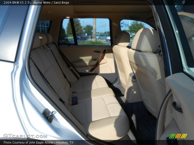 Alpine White / Sand Beige 2004 BMW X3 2.5i