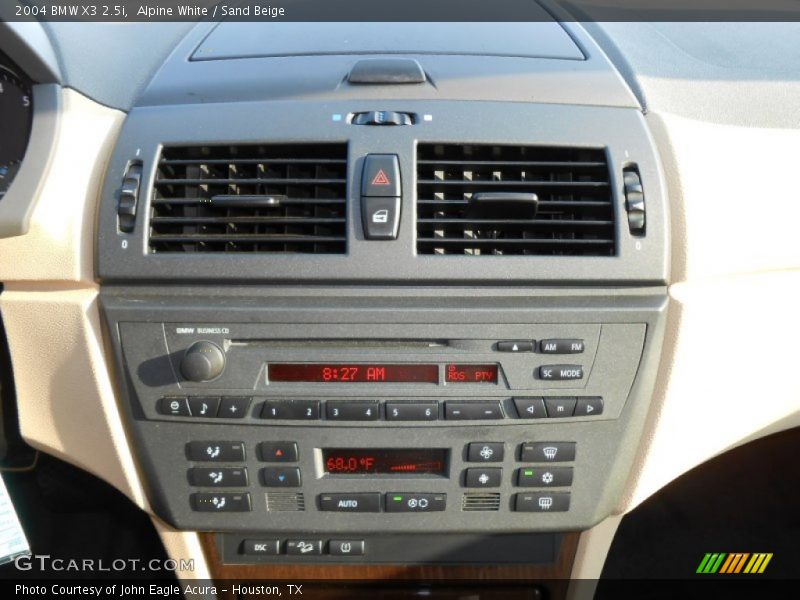 Alpine White / Sand Beige 2004 BMW X3 2.5i