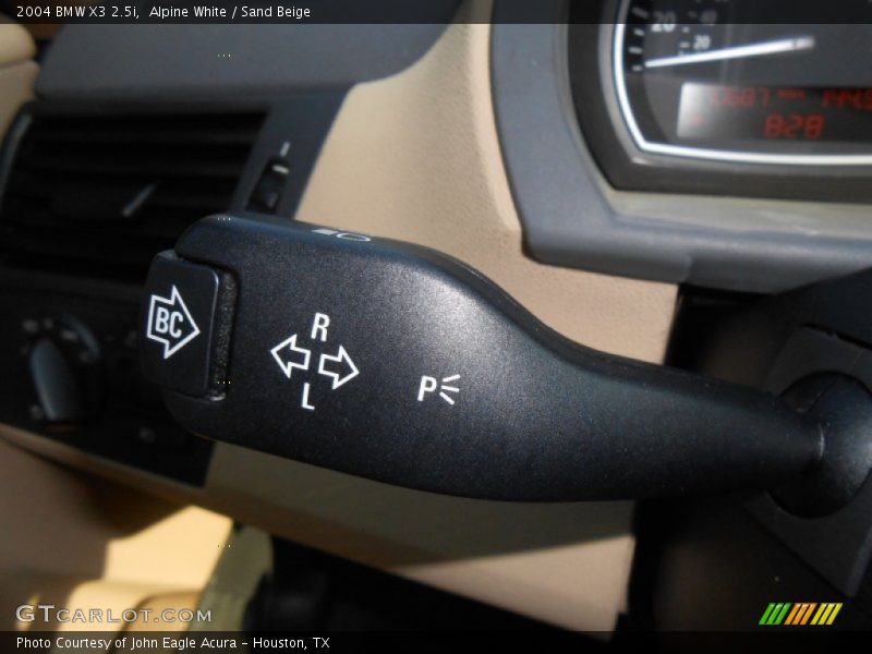 Alpine White / Sand Beige 2004 BMW X3 2.5i