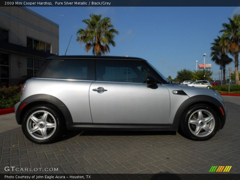 Pure Silver Metallic / Black/Grey 2009 Mini Cooper Hardtop