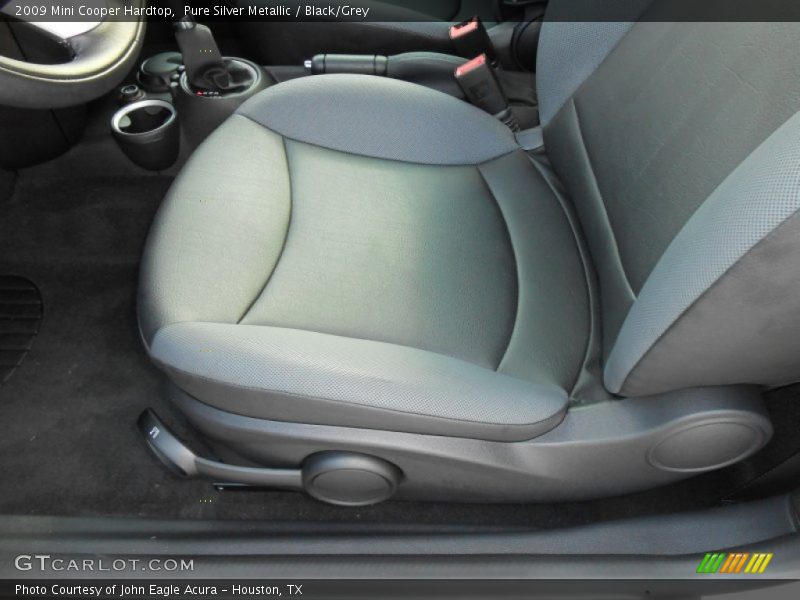 Pure Silver Metallic / Black/Grey 2009 Mini Cooper Hardtop