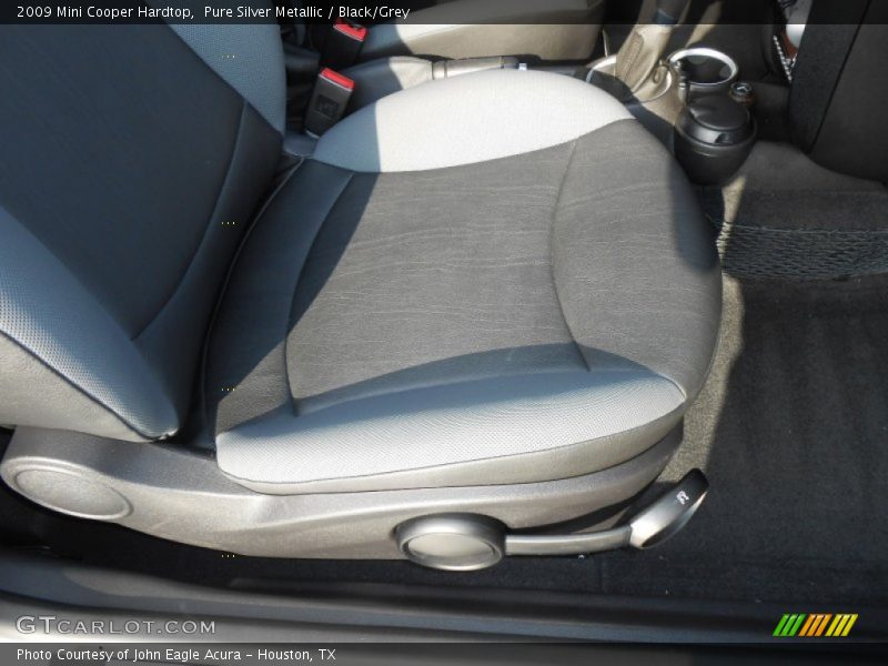 Pure Silver Metallic / Black/Grey 2009 Mini Cooper Hardtop