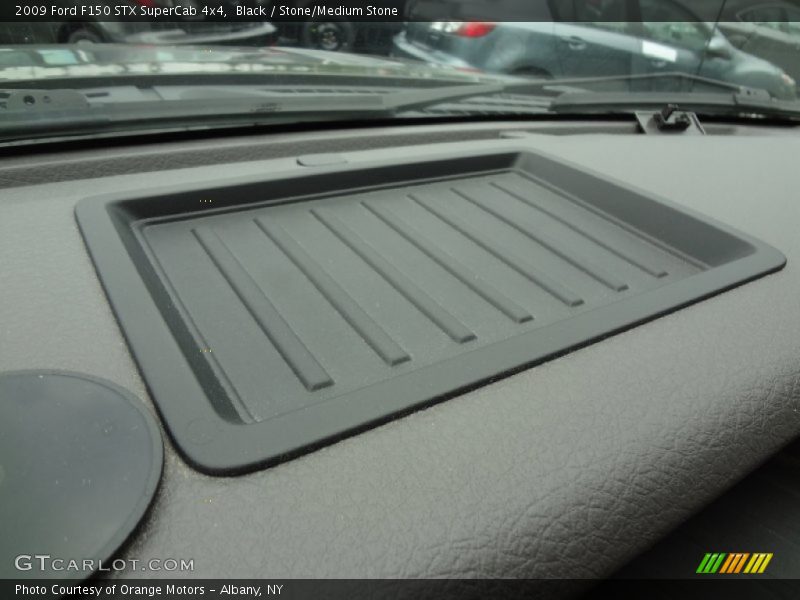 Black / Stone/Medium Stone 2009 Ford F150 STX SuperCab 4x4