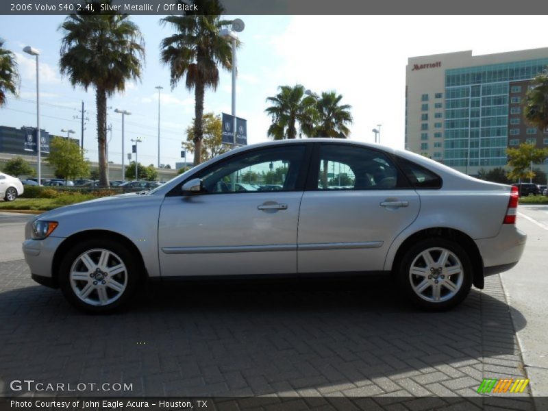 Silver Metallic / Off Black 2006 Volvo S40 2.4i