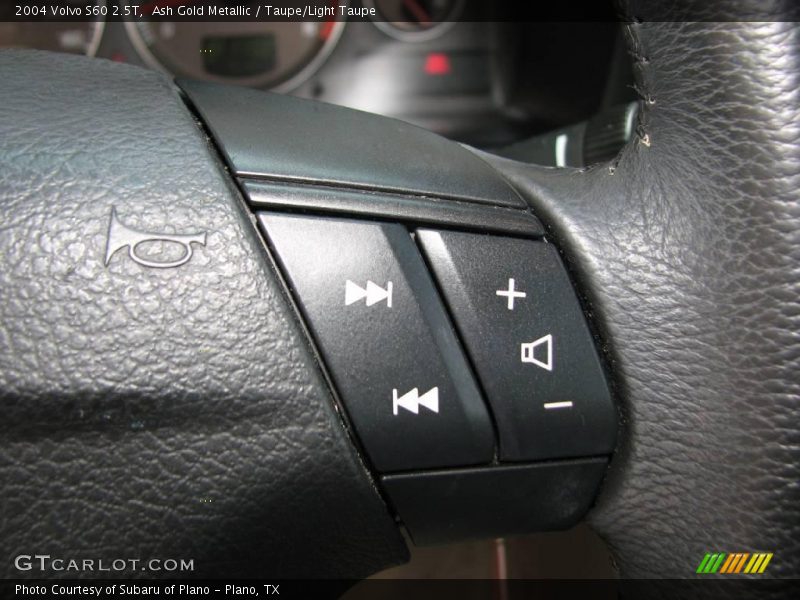 Ash Gold Metallic / Taupe/Light Taupe 2004 Volvo S60 2.5T