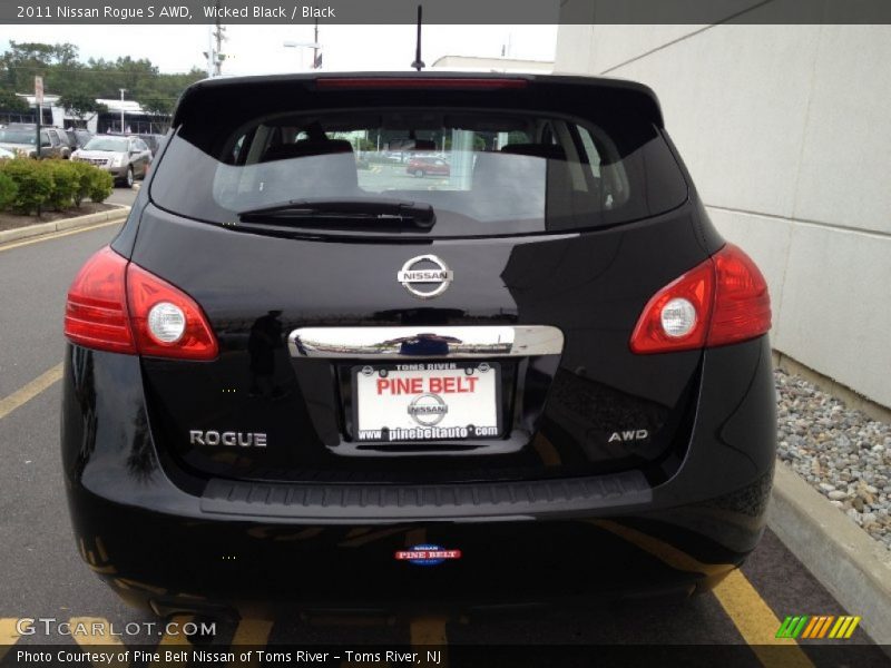 Wicked Black / Black 2011 Nissan Rogue S AWD