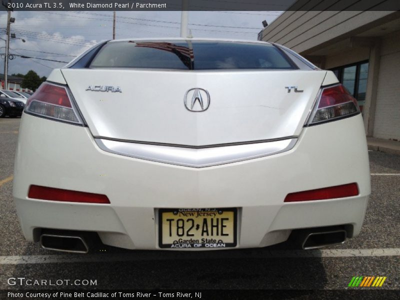 White Diamond Pearl / Parchment 2010 Acura TL 3.5
