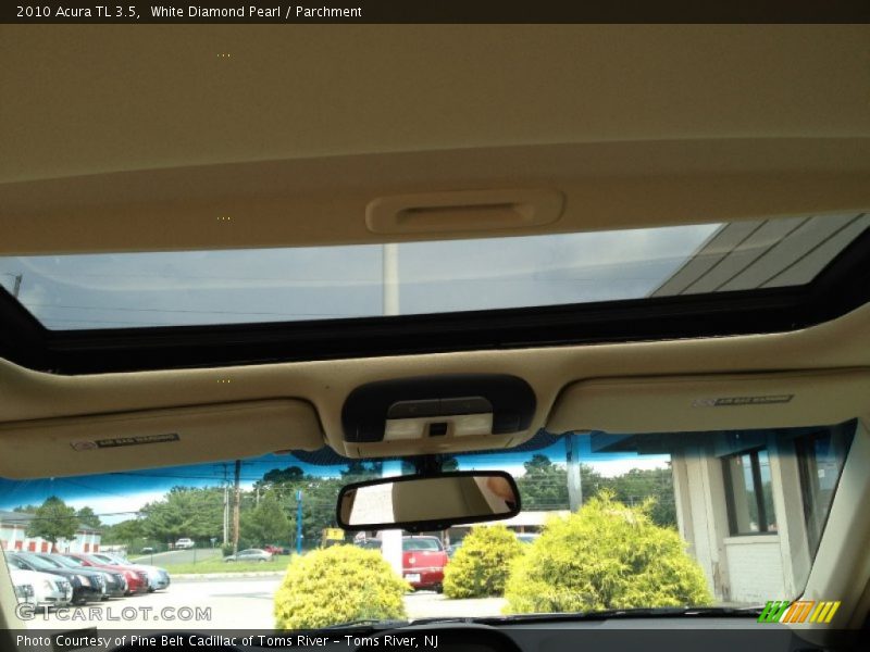 White Diamond Pearl / Parchment 2010 Acura TL 3.5