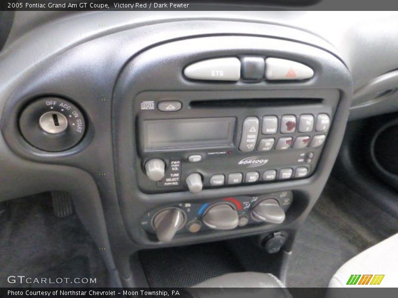 Victory Red / Dark Pewter 2005 Pontiac Grand Am GT Coupe