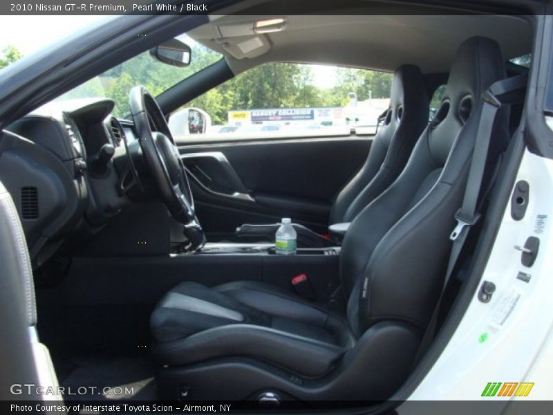 Pearl White / Black 2010 Nissan GT-R Premium