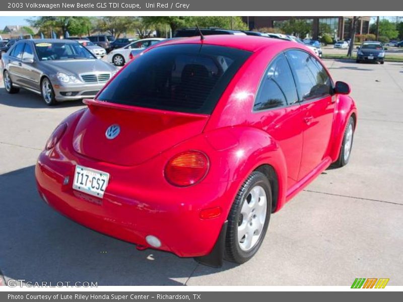 Uni Red / Grey 2003 Volkswagen New Beetle GLS TDI Coupe