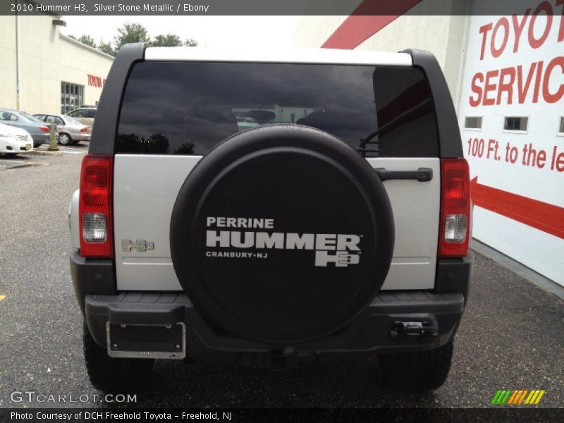 Silver Stone Metallic / Ebony 2010 Hummer H3