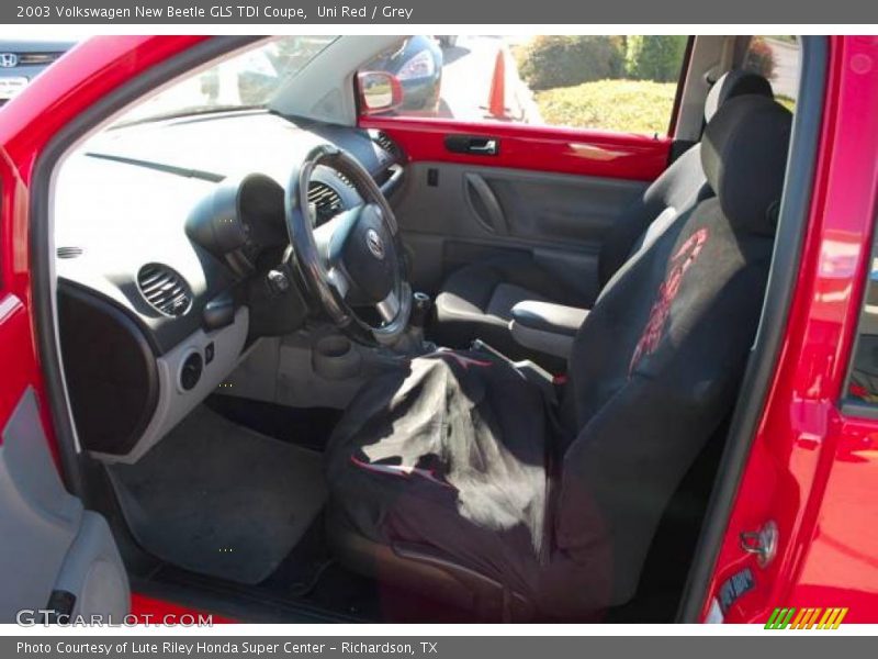 Uni Red / Grey 2003 Volkswagen New Beetle GLS TDI Coupe