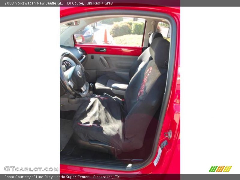 Uni Red / Grey 2003 Volkswagen New Beetle GLS TDI Coupe