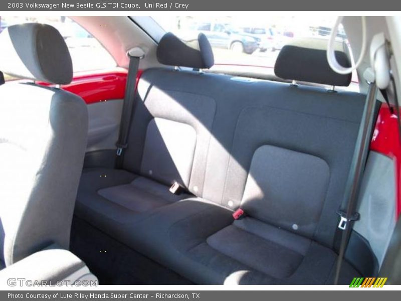 Uni Red / Grey 2003 Volkswagen New Beetle GLS TDI Coupe