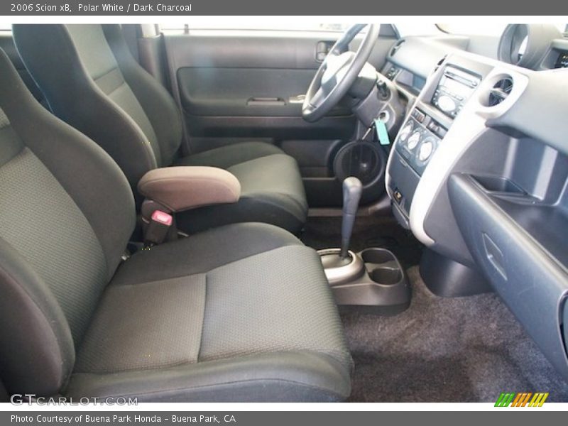 Polar White / Dark Charcoal 2006 Scion xB