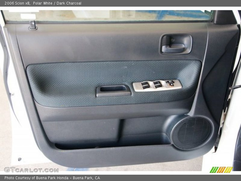 Polar White / Dark Charcoal 2006 Scion xB