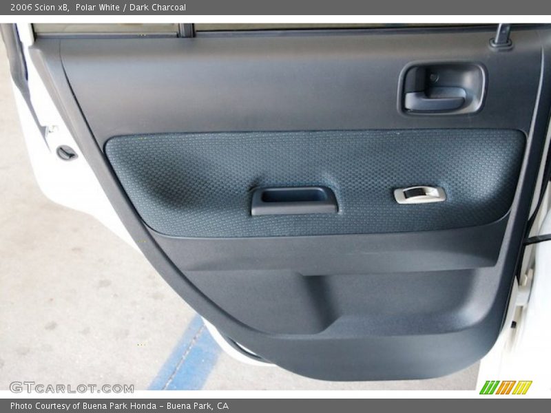 Polar White / Dark Charcoal 2006 Scion xB