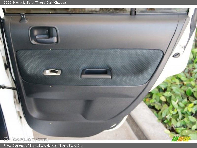Polar White / Dark Charcoal 2006 Scion xB