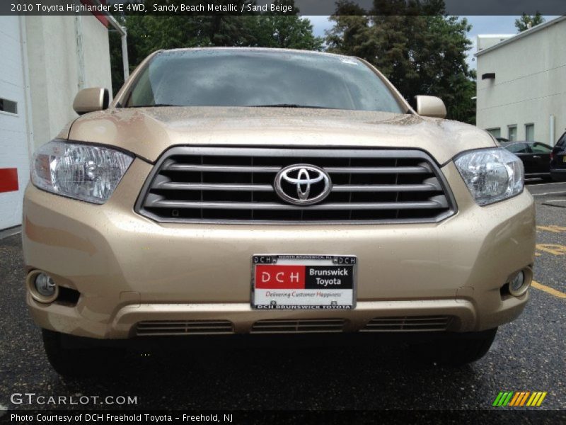 Sandy Beach Metallic / Sand Beige 2010 Toyota Highlander SE 4WD