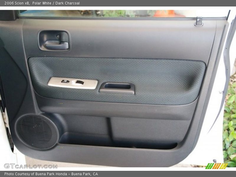 Polar White / Dark Charcoal 2006 Scion xB
