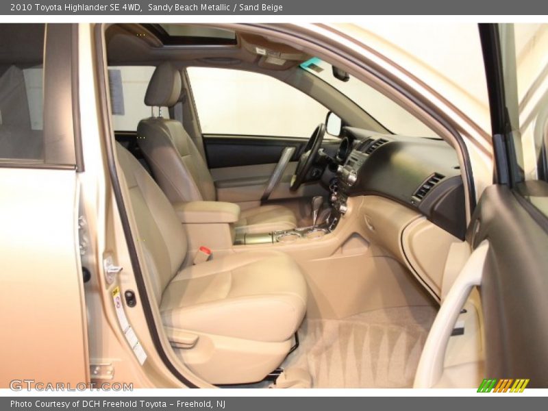 Sandy Beach Metallic / Sand Beige 2010 Toyota Highlander SE 4WD
