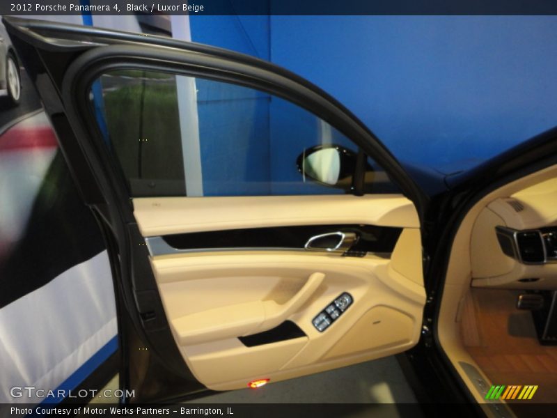 Black / Luxor Beige 2012 Porsche Panamera 4